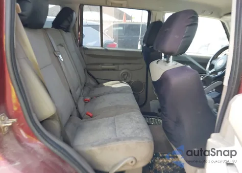 2007 Jeep Commander Sport z USA, uszkodzony, nr VIN 1J8HH48P77C629793